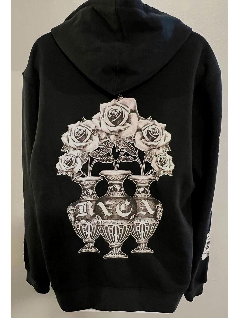 RVCA Benj Bouquet Zip Up Hoodie Black Rose Graphic Artist Network Program Medium